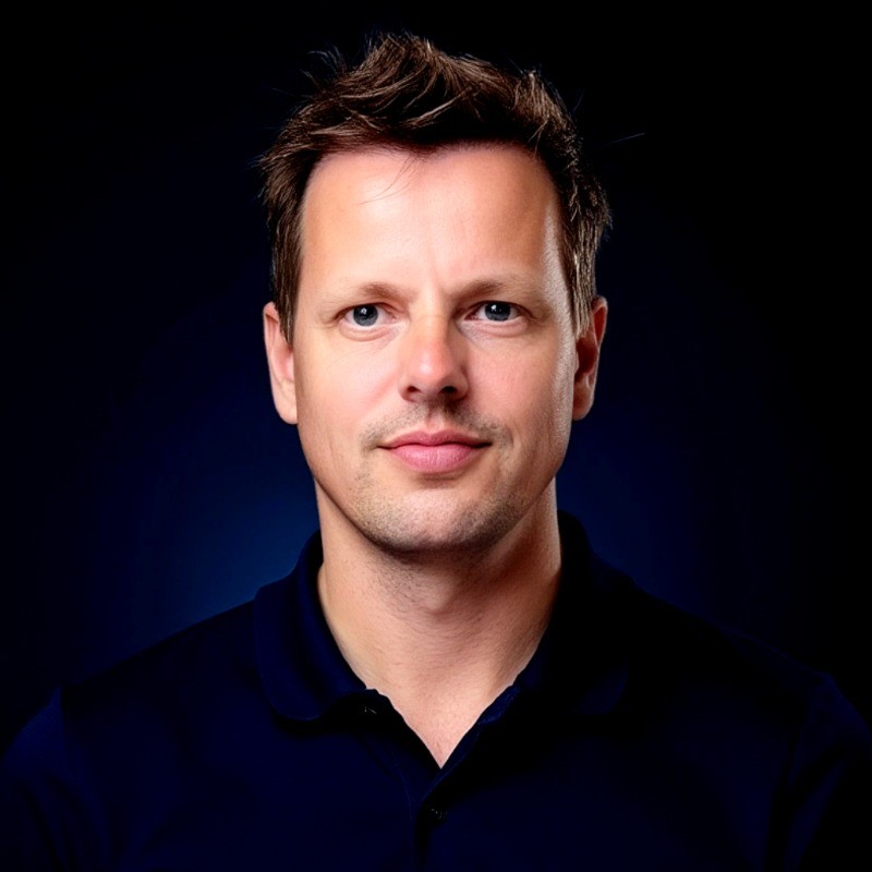 Portrait of Martijn van Nieuwenhoven